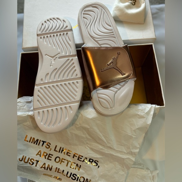 Jordan Hydro 5 Pinnacle Men’s Size 13 Special Edition - Picture 2 of 6